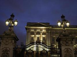 londen stad bij nacht foto