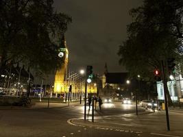 londen stad bij nacht foto