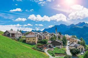 dorp guarda, zwitserland foto