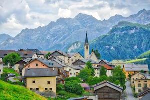 dorp guarda, zwitserland foto