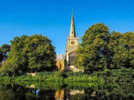 hdr heilige drie-eenheid kerk in stratford upon avon foto