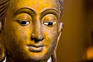 oude Boeddha gezicht, ayutthaya, thailand foto