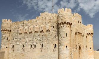 citadel van qaitbay in alexandria, egypte foto