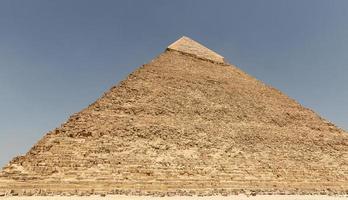 piramide van khafre in het piramidecomplex van gizeh, cairo, egypte foto