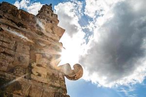 oude ruïnes in chichen itza foto