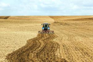 een oude tractor foto