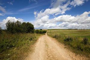 landelijke onverharde weg foto