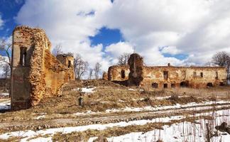 de ruïnes van een oud fort foto