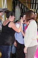 los angeles, 29 okt - schoonheidsteam, kaley cuoco in de kaley cuoco geëerd met ster op de hollywood walk of fame op de hollywood blvd op 29 oktober 2014 in los angeles, ca foto