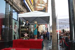 los angeles, 12 okt - jimmy kimmel, kelly ripa bij de kelly ripa hollywood walk of fame ceremonie bij de hollywood walk of fame op 12 oktober 2015 in los angeles, ca foto