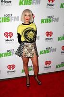 los angeles, 5 dec - rita ora bij de kiis fm s jingle ball 2014 in het nietjescentrum op 5 december 2014 in los angeles, ca foto