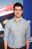 los angeles, 7 aug - max greenfield bij de première van let s be cops in de arclight hollywood theaters op 7 augustus 2014 in los angeles, ca foto