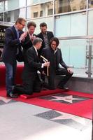 los angeles, 9 mei - doug davidson, richard marx, jason thompson, leron gubler, rick springfield bij de rick springfield hollywood walk of fame star-ceremonie op 9 mei 2014 in los angeles, ca foto