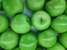 een bos vers en gezond groen appelfruit foto