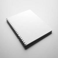 witte notebook met blanco omslag
