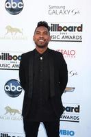 los angeles, 19 mei - miguel arriveert bij de billboard music awards 2013 in de mgm grand garden arena op 19 mei 2013 in las vegas, nv foto