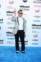 los angeles, 19 mei - psy arriveert op de billboard music awards 2013 in de mgm grand garden arena op 19 mei 2013 in las vegas, nv foto