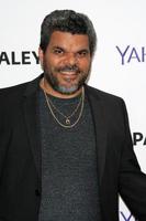 los angeles, 12 sep - luis guzman op de paleyfest 2015 fall tv preview, cbs code black in het paley center for media op 12 september 2015 in beverly hills, ca foto