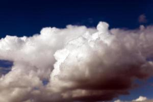 fotografeerde de lucht met wolken foto