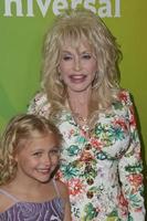 los angeles, 13 aug - dolly parton bij de nbcuniversal 2015 tca zomerperstour in het beverly hilton hotel op 13 augustus 2015 in beverly hills, ca foto