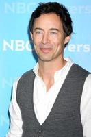 los angeles, 6 jan - tom cavanagh arriveert op de nbc universal all-star winter tca party in athenauem op 6 januari 2012 in pasadena, ca foto