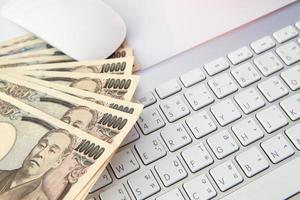 japanse yen op toetsenbord foto