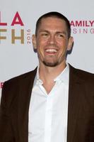 los angeles, 21 apr - steve howey bij de la family housing awards op de kavel op 21 april 2016 in los angeles, ca foto