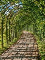 tuinpassage in paleis linderhof foto