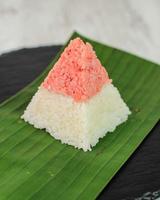 tumpeng merah putih foto