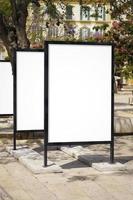 outdoor uithangbord mockup foto