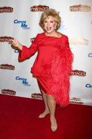 los angeles, 12 maart - ruta lee arriveert op de openingsavond van de catch me if you can in het pantages theater op 12 maart 2013 in los angeles, ca foto