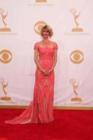 los angeles, 22 sep - laura dern in het at nokia theater op 22 september 2013 in los angeles, ca foto