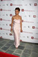 los angeles, 23 april - nia peeples arriveert bij de 2013 genii awards uitgereikt door de alliantie voor vrouwen in de media in het skirball cultureel centrum op 23 april 2013 in los angeles, ca. foto