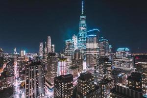 nyc, us, 2022 - één wereldhandelscentrum bij nacht foto