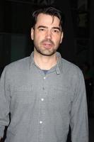 los angeles, 14 aug - ron livingston bij de dark tourist la premiere in de arclight hollywood theaters op 14 augustus 2013 in los angeles, ca foto