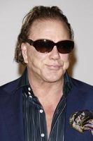 los angeles, 5 nov - mickey rourke arriveert op 5 november 2011 in los angeles, ca. foto