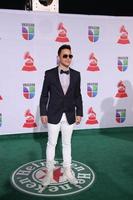 los angeles, 10 nov - prins royce arriveert bij de 12e jaarlijkse latin grammy awards in mandalay bay op 10 november 2011 in las vegas, nv foto