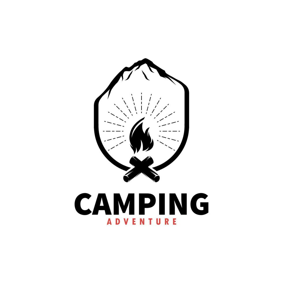 kamp in de monteren logo ontwerp vector sjabloon