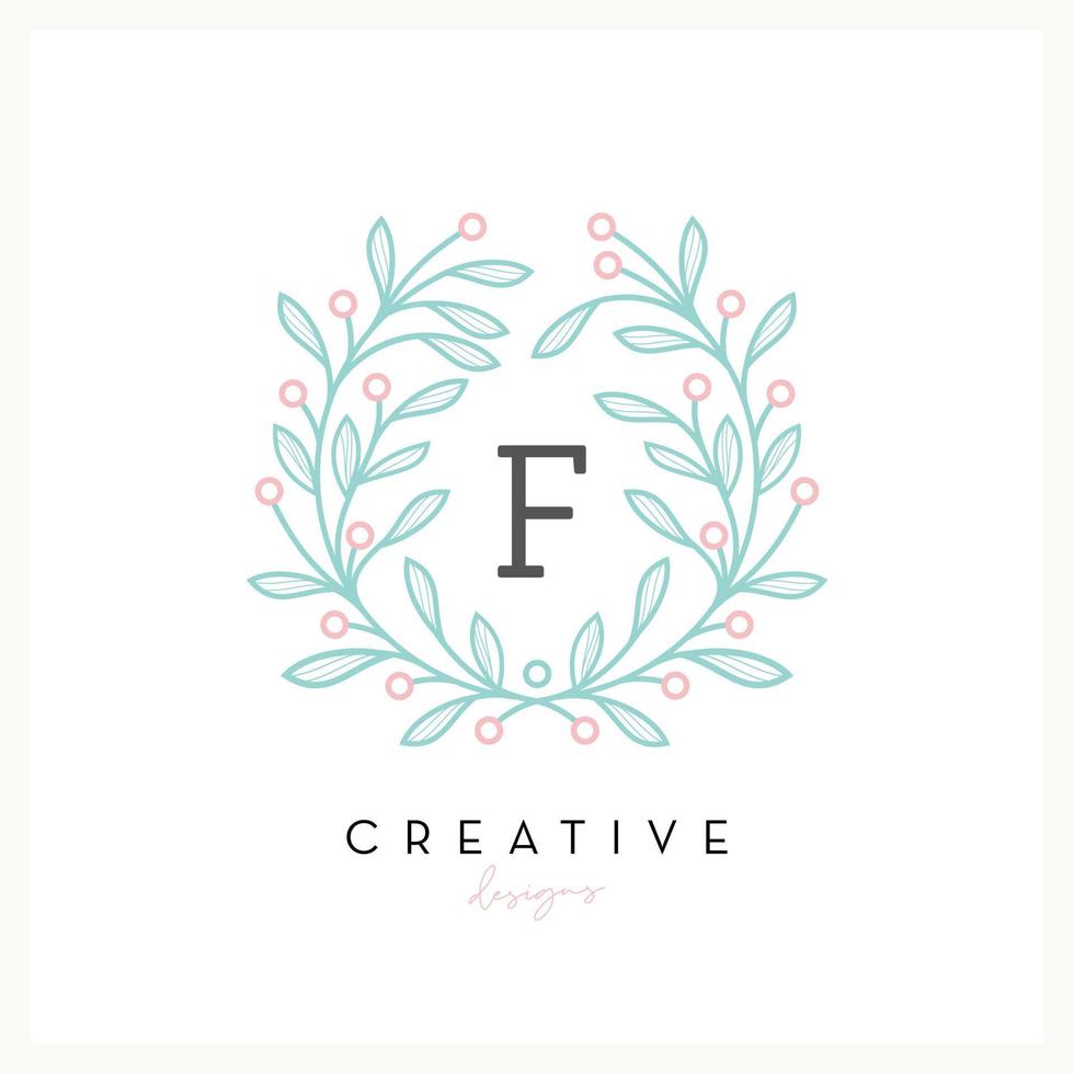 luxe bloemen logo brief f voor schoonheid kunstmatig bedrijf, bruiloft uitnodiging, winkel en andere bedrijf vector