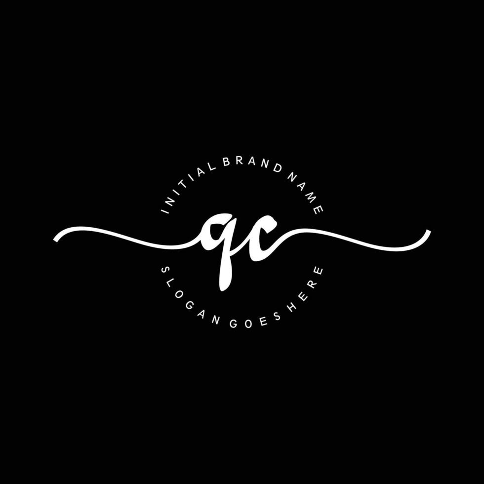 eerste qc handschrift logo sjabloon vector