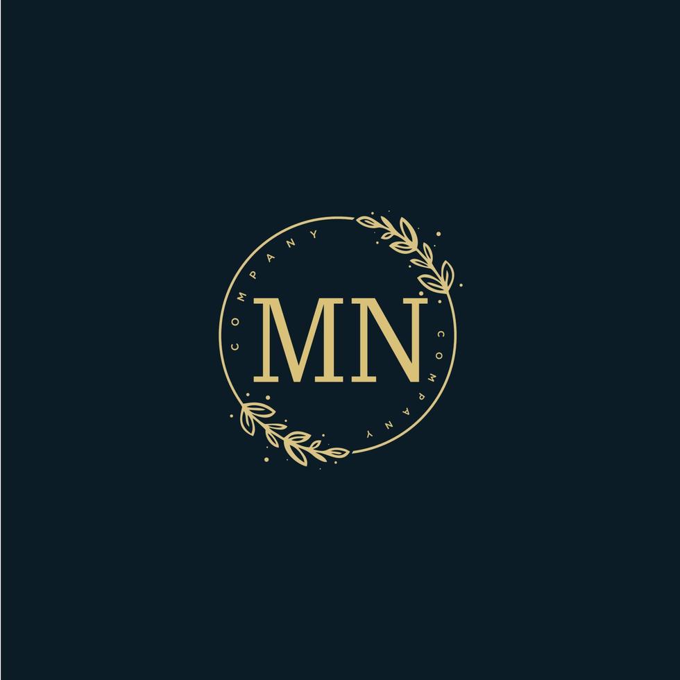 eerste mn schoonheid monogram en elegant logo ontwerp, handschrift logo van eerste handtekening, bruiloft, mode, bloemen en botanisch met creatief sjabloon. vector