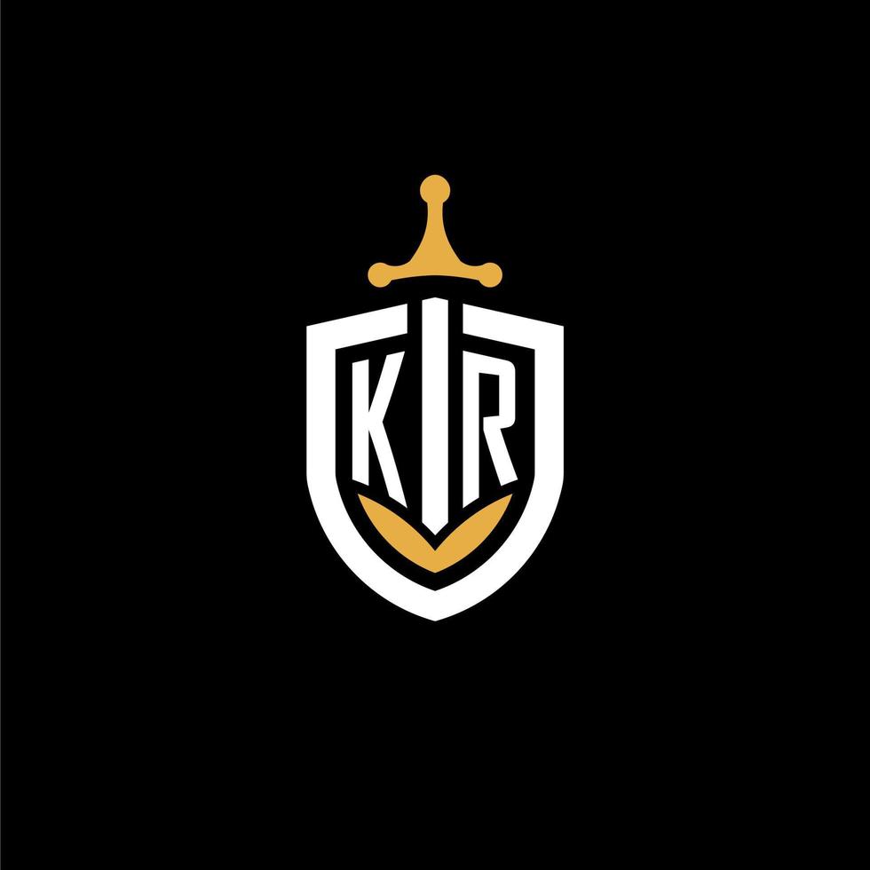 creatief brief kr logo gaming esport met schild en zwaard ontwerp ideeën vector