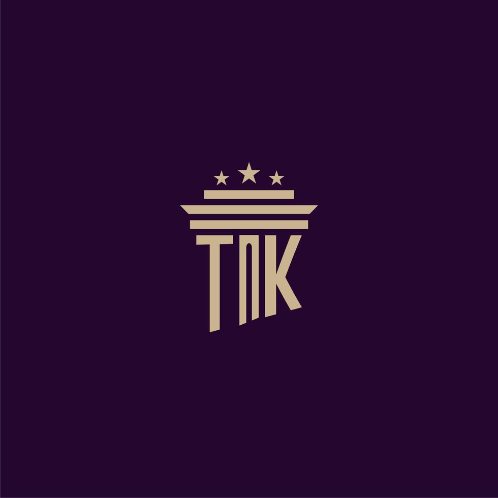 tk eerste monogram logo ontwerp voor advocatenkantoor advocaten met pijler vector beeld