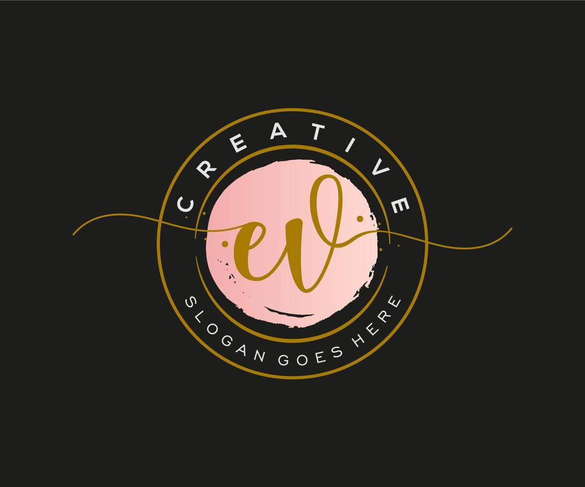 eerste ev vrouwelijk logo schoonheid monogram en elegant logo ontwerp, handschrift logo van eerste handtekening, bruiloft, mode, bloemen en botanisch met creatief sjabloon. vector