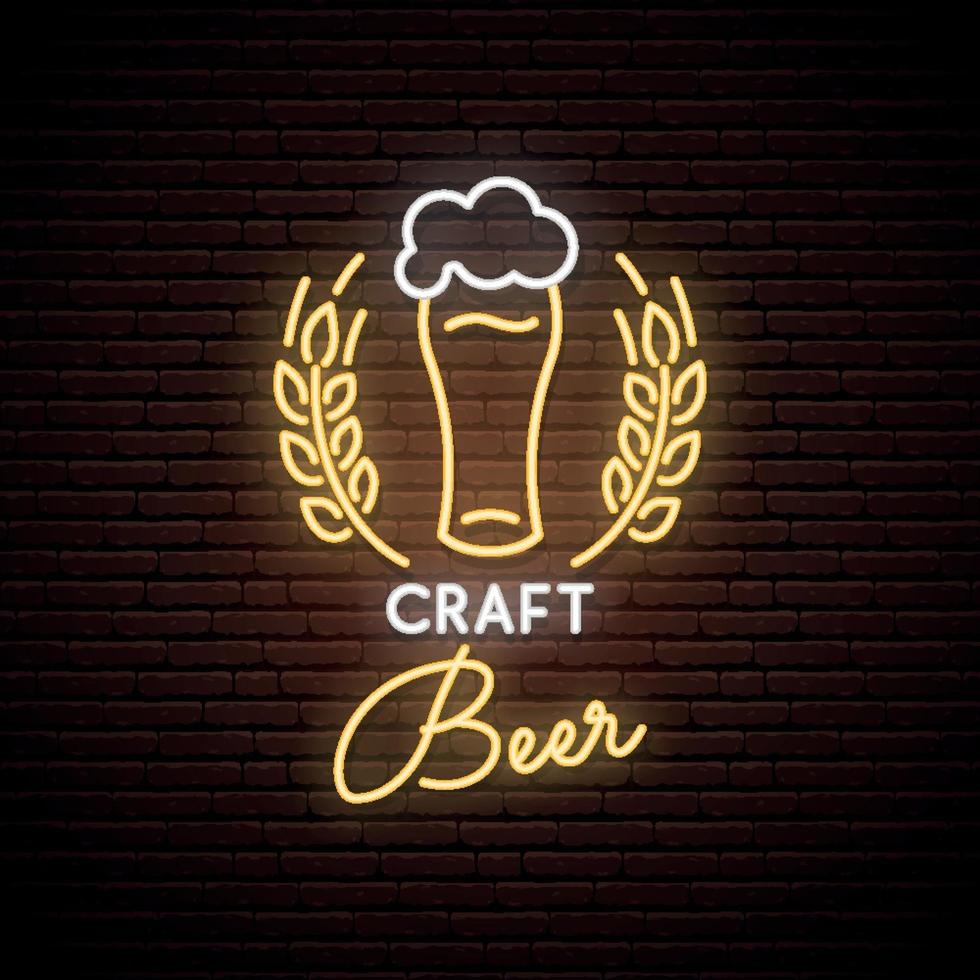 neon teken van ambachtelijk bier. neon pub embleem, heldere banner. reclame-ontwerp. nachtlampje uithangbord. vector