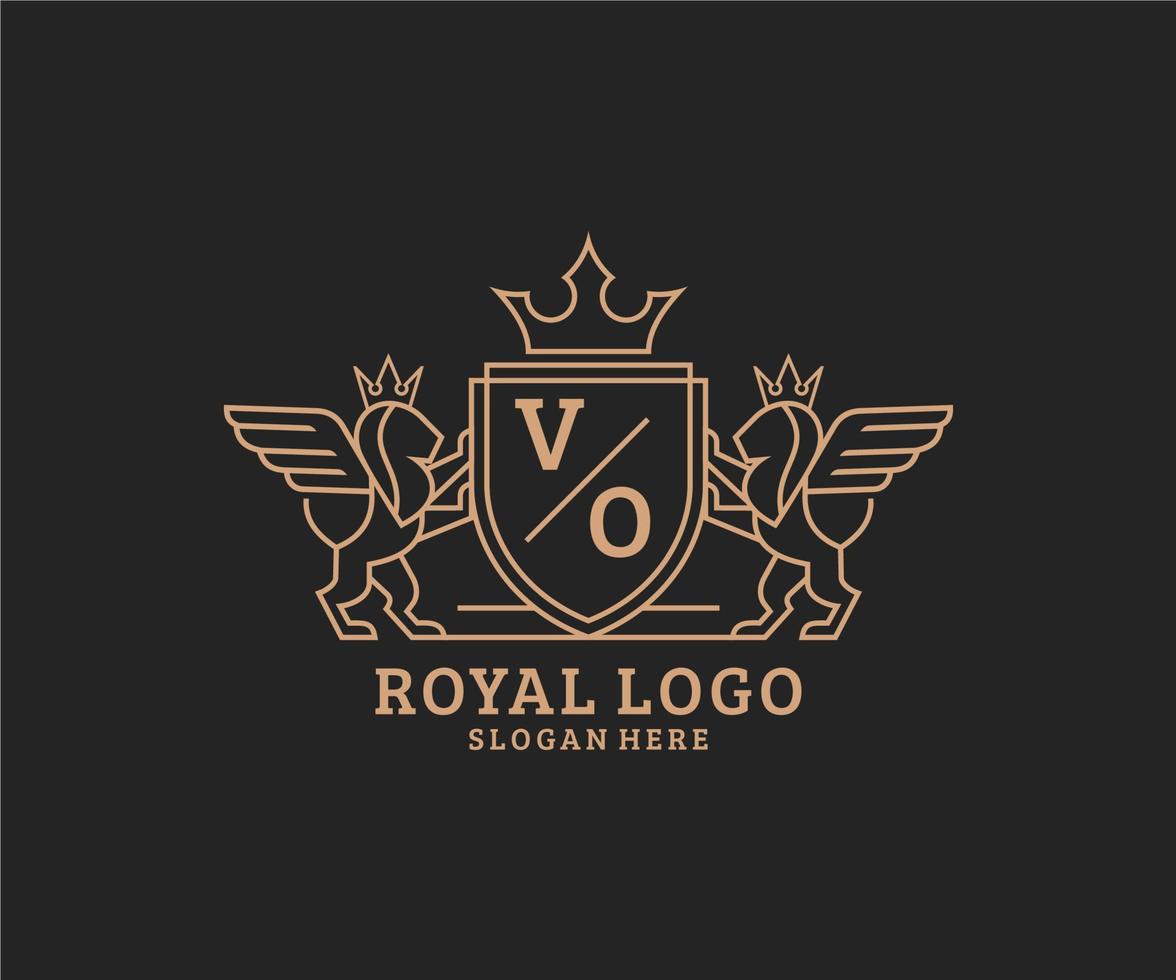 eerste vo brief leeuw Koninklijk luxe heraldisch, wapen logo sjabloon in vector kunst voor restaurant, royalty, boetiek, cafe, hotel, heraldisch, sieraden, mode en andere vector illustratie.