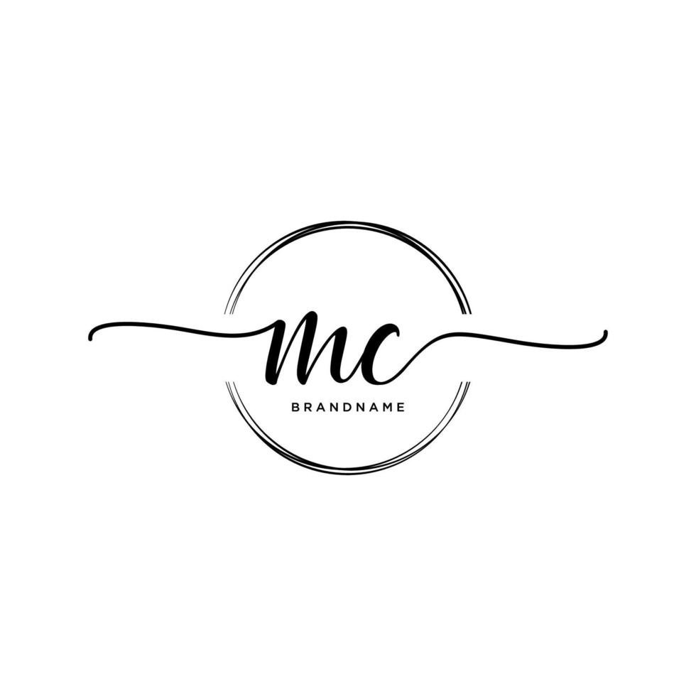 eerste mc vrouwelijk logo collecties sjabloon. handschrift logo van eerste handtekening, bruiloft, mode, juwelen, boetiek, bloemen en botanisch met creatief sjabloon voor ieder bedrijf of bedrijf. vector