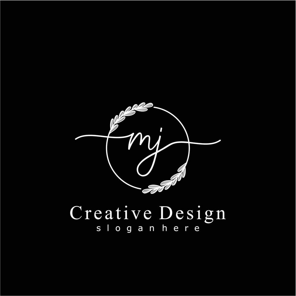 eerste mj schoonheid monogram en elegant logo ontwerp, handschrift logo van eerste handtekening, bruiloft, mode, bloemen en botanisch logo concept ontwerp. vector