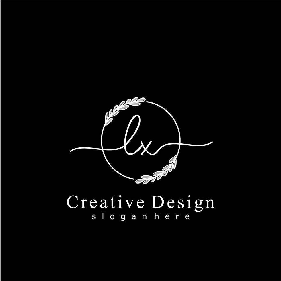eerste lx schoonheid monogram en elegant logo ontwerp, handschrift logo van eerste handtekening, bruiloft, mode, bloemen en botanisch logo concept ontwerp. vector