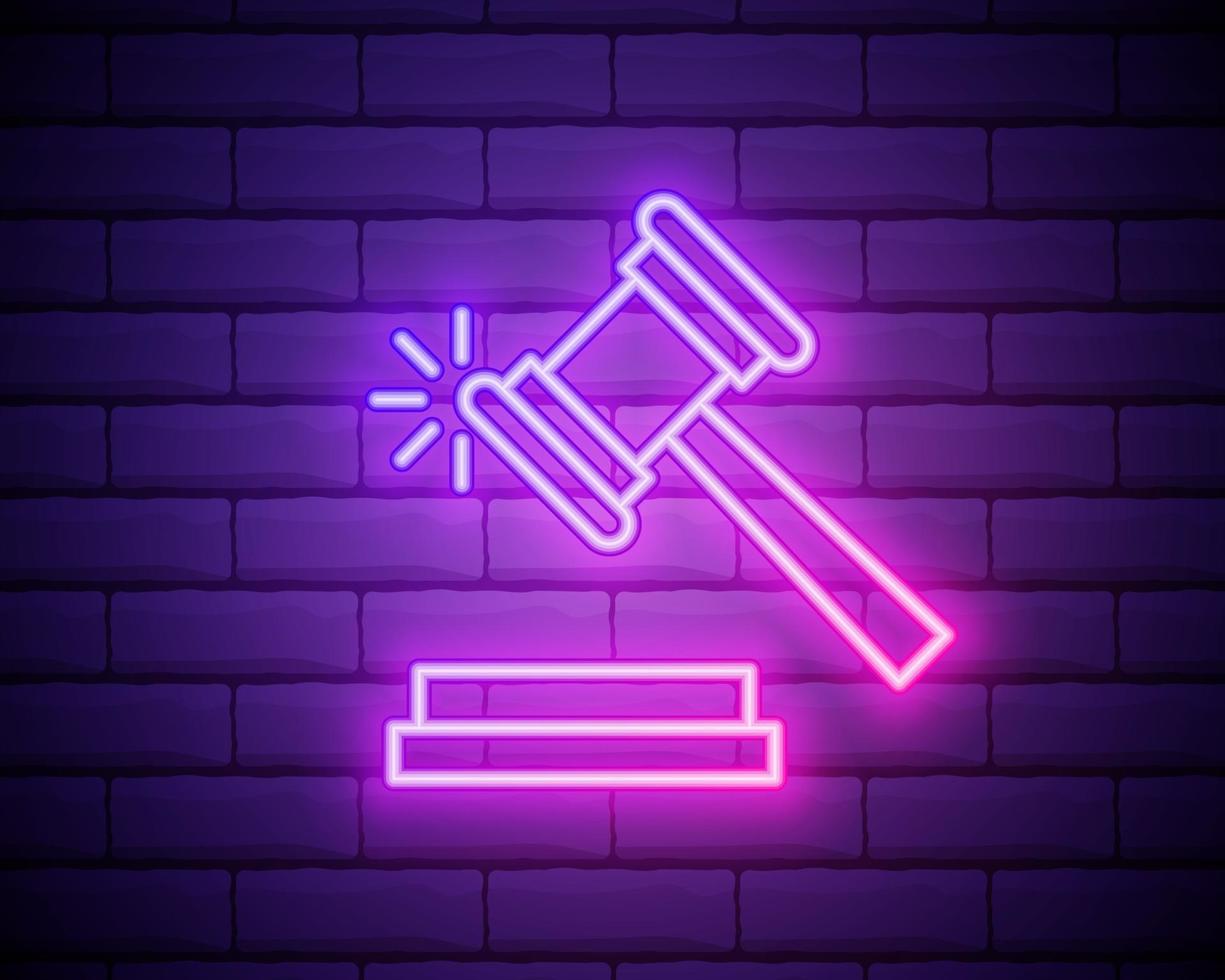 hamer, wet neon pictogram. elementen van wet en gerechtigheid ingesteld. eenvoudig pictogram voor websites, webdesign, mobiele app, info graphics geïsoleerd op bakstenen muur vector